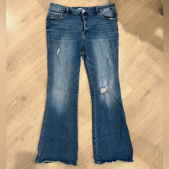 VERVET by Flying Monkey High Rise Seamless Waistband Distressed Flare Jeans - Picture 4 of 5